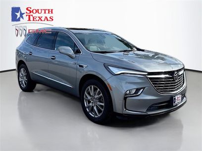 Used 2024 Buick Enclave Essence w/ Experience Buick Package