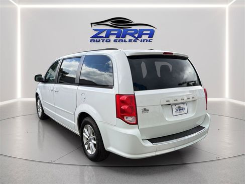 Used 2016 Dodge Grand Caravan SXT w/ Rear Park Assist Package FWD image 5
