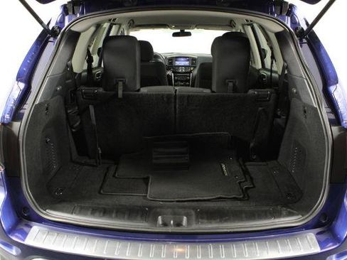 Certified 2020 Nissan Pathfinder S FWD image 18