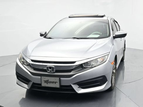 Used 2018 Honda Civic EX image 3
