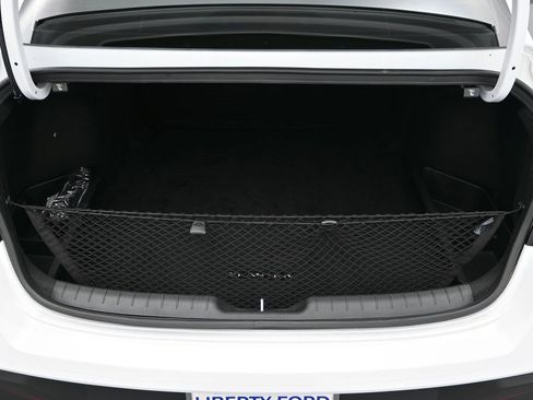 Used 2025 Hyundai Elantra SEL FWD image 13