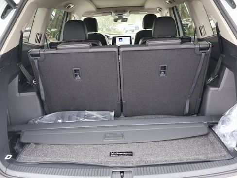 New 2026 Volkswagen Atlas SEL image 17