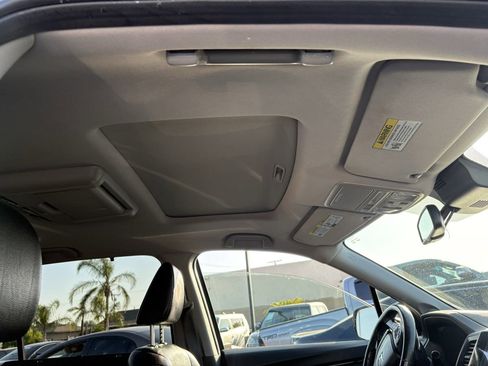 Used 2016 Honda Pilot Touring image 26