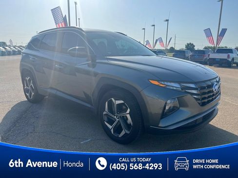Used 2022 Hyundai Tucson SEL w/ Convenience Package FWD image 3