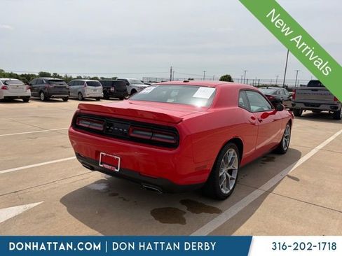 Used 2022 Dodge Challenger GT RWD image 3