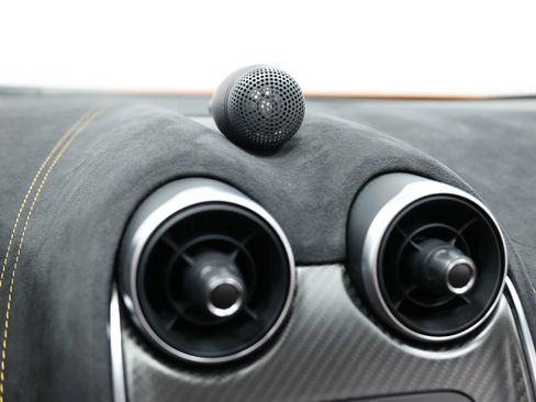 Used 2019 McLaren 570S Spider RWD image 38