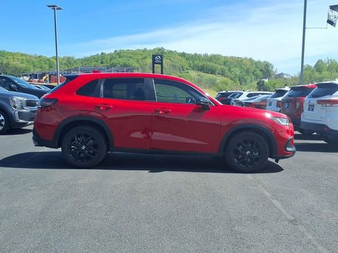 Used 2025 Honda HR-V Sport image 5