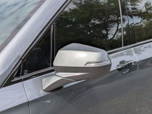 Used 2021 Cadillac XT6 Premium Luxury FWD image 11