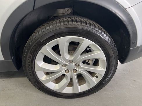 Used 2021 Land Rover Discovery Sport SE image 29