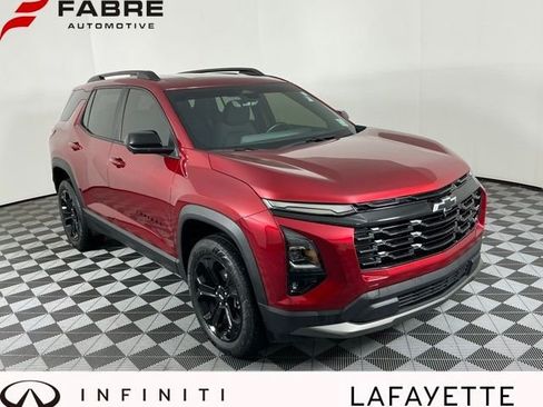 Used 2025 Chevrolet Equinox LT w/ Safety and Technology Package FWD image 1