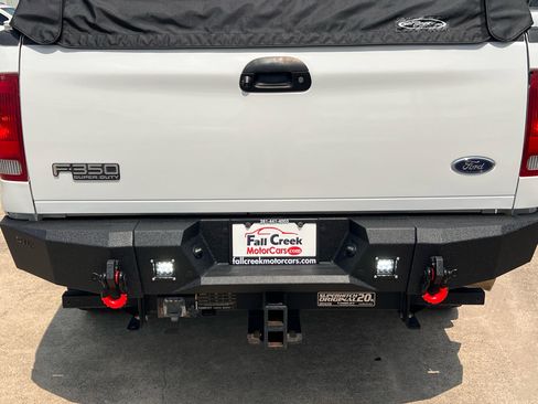 Used 2004 Ford F350 Lariat image 97