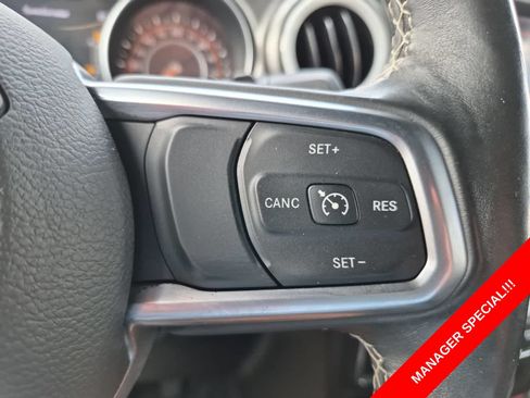 Certified 2019 Jeep Wrangler Unlimited Sahara AWD/4WD image 46
