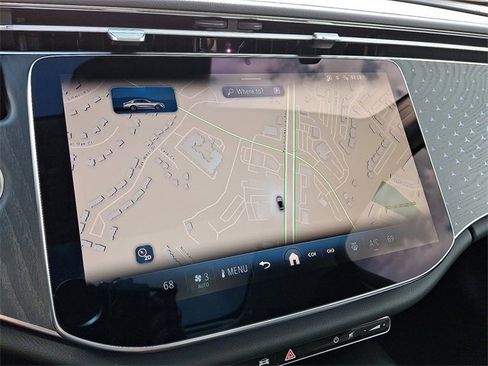 Used 2025 Mercedes-Benz E 450 4MATIC Sedan image 17