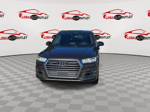 Used 2018 Audi Q7 3.0T Prestige AWD/4WD image 3