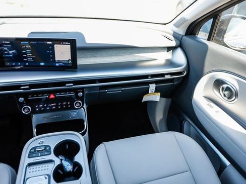 New 2026 Hyundai Ioniq 9 Limited AWD/4WD image 18