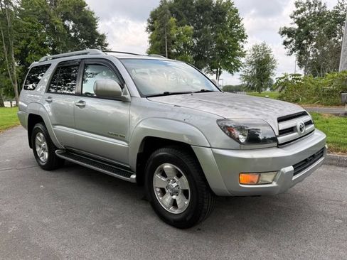 Used 2003 Toyota 4Runner Limited w/ 4Runner Convenience Pkg AWD/4WD image 3