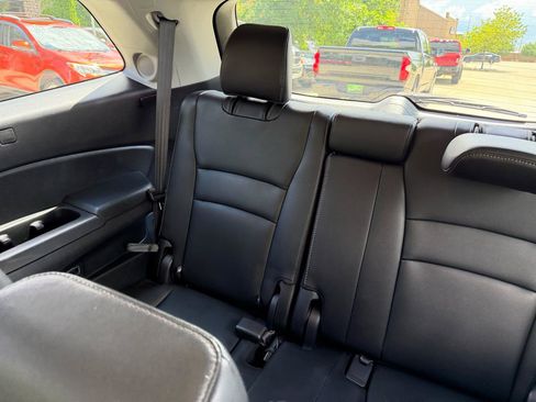 Used 2019 Honda Pilot Touring image 15
