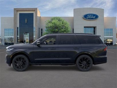 New 2025 Lincoln Navigator Reserve w/ Jet Appearance Package