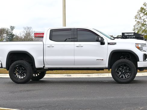 Used 2020 GMC Sierra 1500 AT4 w/ AT4 Premium Package image 7