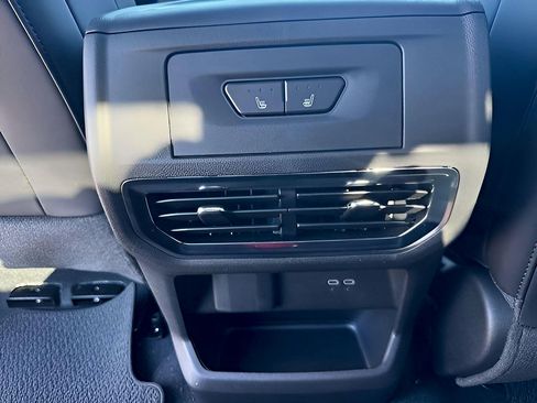 New 2024 GMC Sierra EV Denali AWD/4WD image 23