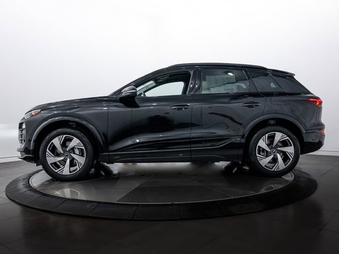 New 2025 Audi Q6 e-tron Premium Plus image 7