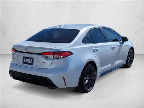 Used 2025 Toyota Corolla SE image 5