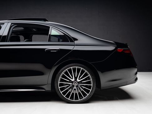 Used 2023 Mercedes-Benz S 500 4MATIC image 20