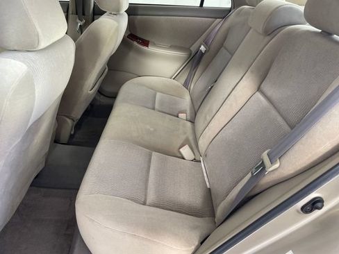 Used 2007 Toyota Corolla FWD image 11
