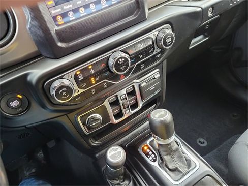 Used 2020 Jeep Wrangler Unlimited Willys image 20