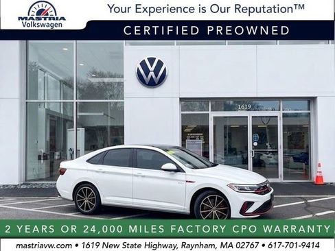 Certified 2025 Volkswagen Jetta GLI Autobahn FWD image 1