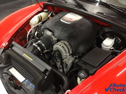 Used 2005 Chevrolet SSR w/ Preferred Equipment Group RWD image 41