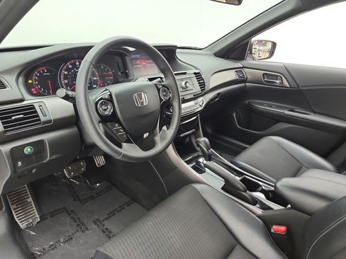 Used 2016 Honda Accord Sport image 12