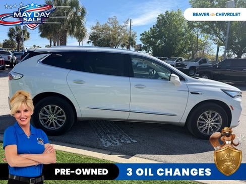 Used 2023 Buick Enclave Essence w/ Trailering Package, 5000 lbs. FWD image 3