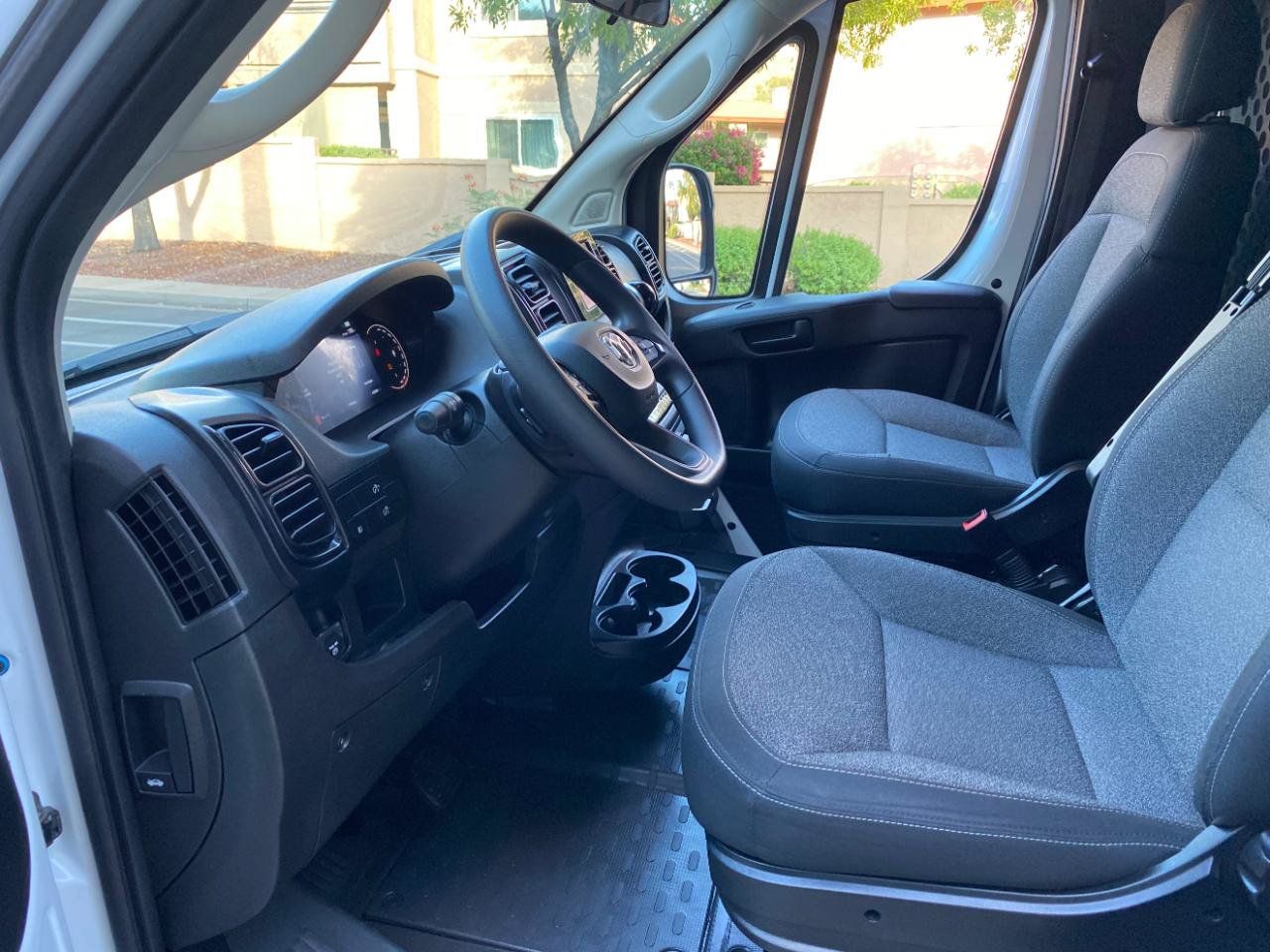 Used 2025 RAM ProMaster 2500 w/ U-Haul Equipment Group FWD image 27