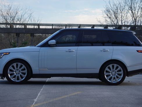 Used 2017 Land Rover Range Rover Supercharged image 8
