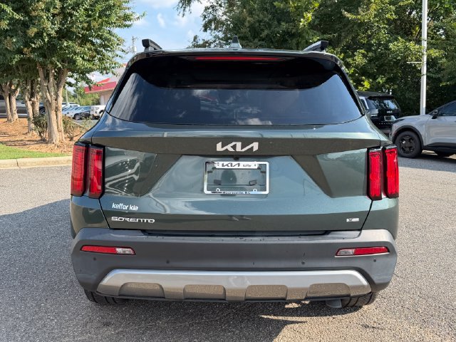 Certified 2023 Kia Sorento SX Prestige AWD/4WD image 4