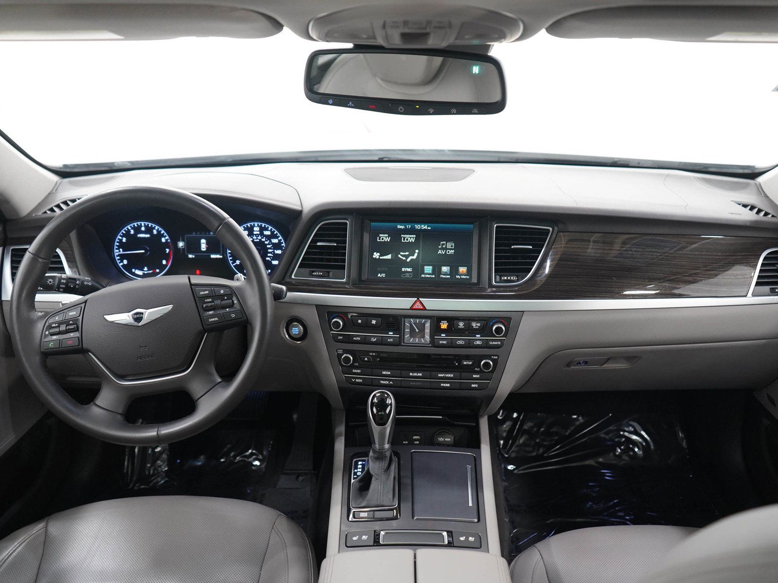 Used 2016 Hyundai Genesis 3.8 w/ Option Group 02 RWD image 13