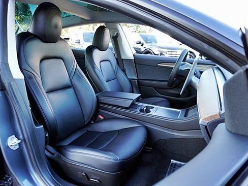 Used 2023 Tesla Model 3 Standard Range RWD image 12