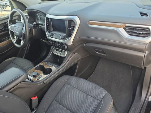 Certified 2023 GMC Acadia SLE w/ Driver Convenience Package image 30