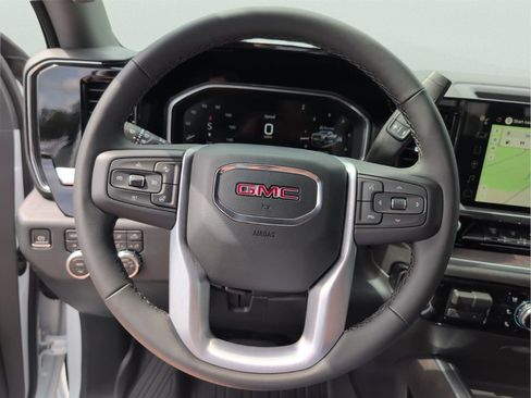 New 2026 GMC Sierra 3500 SLT w/ SLT Premium Package AWD/4WD image 17