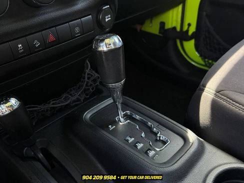 Used 2013 Jeep Wrangler Rubicon w/ PWR Convenience Group AWD/4WD image 16