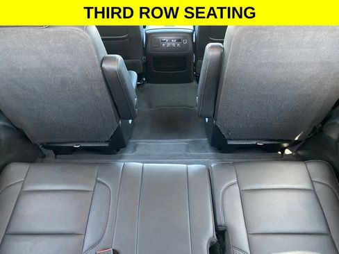 Used 2019 Chevrolet Tahoe Premier w/ RST 6.2L Performance Edition AWD/4WD image 7