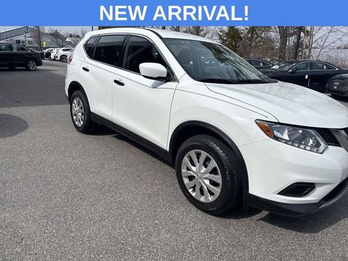 Used 2016 Nissan Rogue S image 4