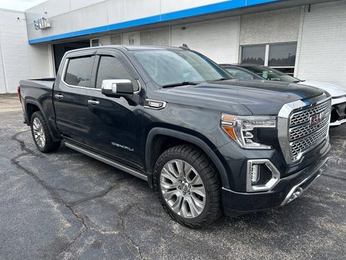 Used 2021 GMC Sierra 1500 Denali w/ Denali Ultimate Package AWD/4WD image 2