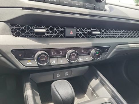 Certified 2025 Honda Accord SE image 21