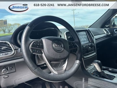 Used 2018 Jeep Grand Cherokee Limited image 13
