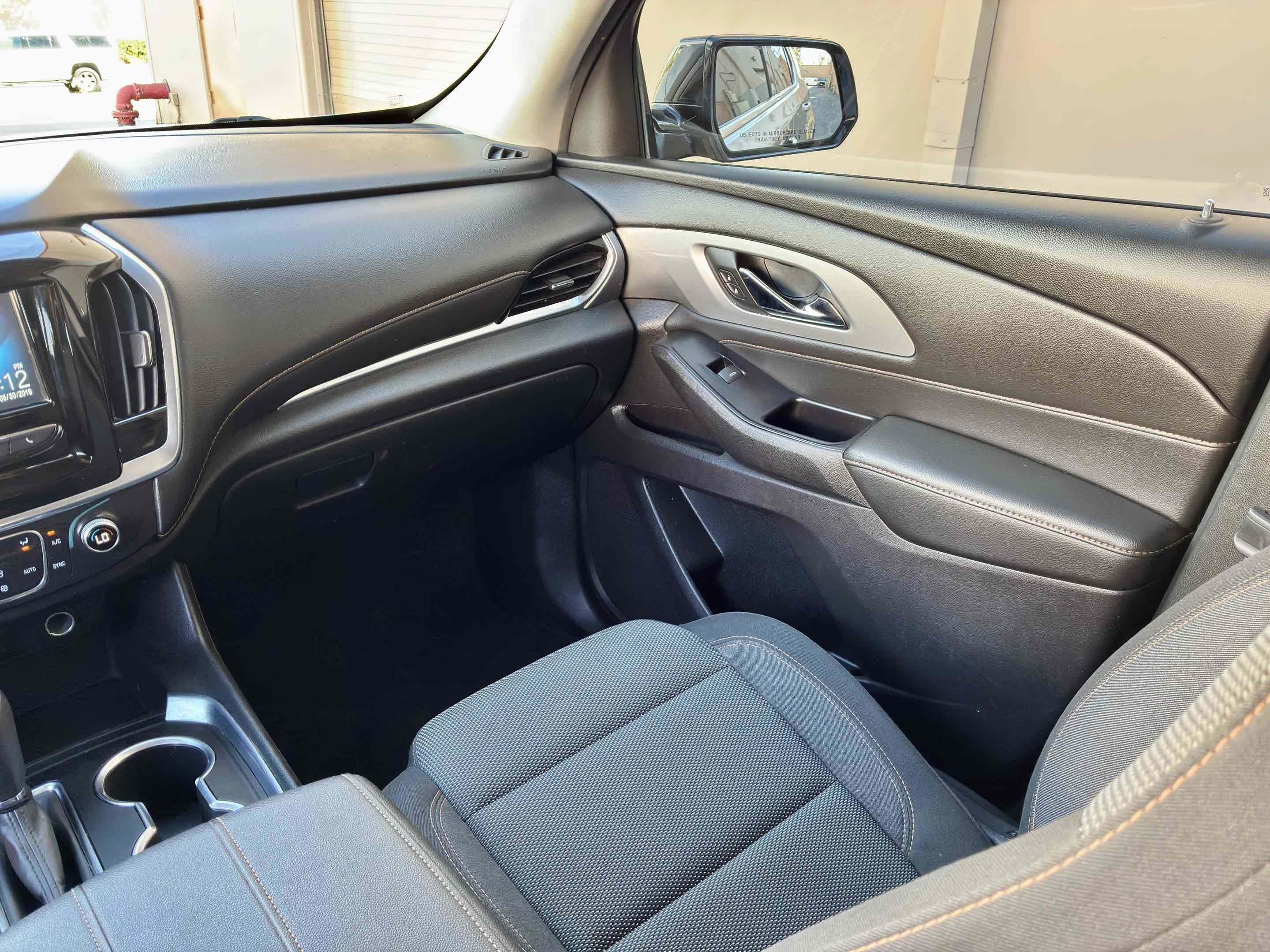 Used 2019 Chevrolet Traverse LS FWD image 17