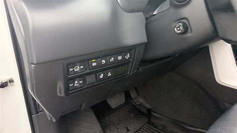 Used 2024 Toyota Sequoia Platinum AWD/4WD image 29