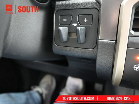 Used 2024 Toyota Tacoma TRD Off-Road w/ TRD Off Road Upgrade Package AWD/4WD image 22