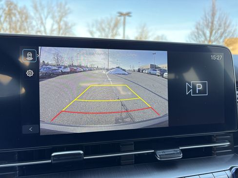 Certified 2024 Hyundai Kona SE image 18